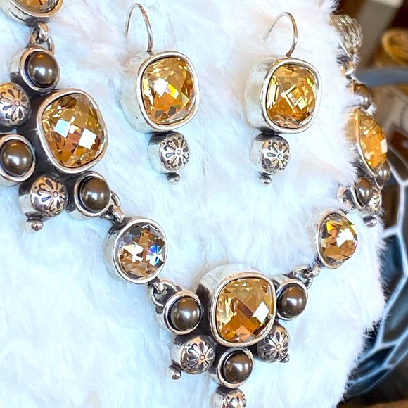 Brighton SELENE Champagne Neutral Crystal Pearl Necklace Bracelet Earrings set - Picture 4 of 16